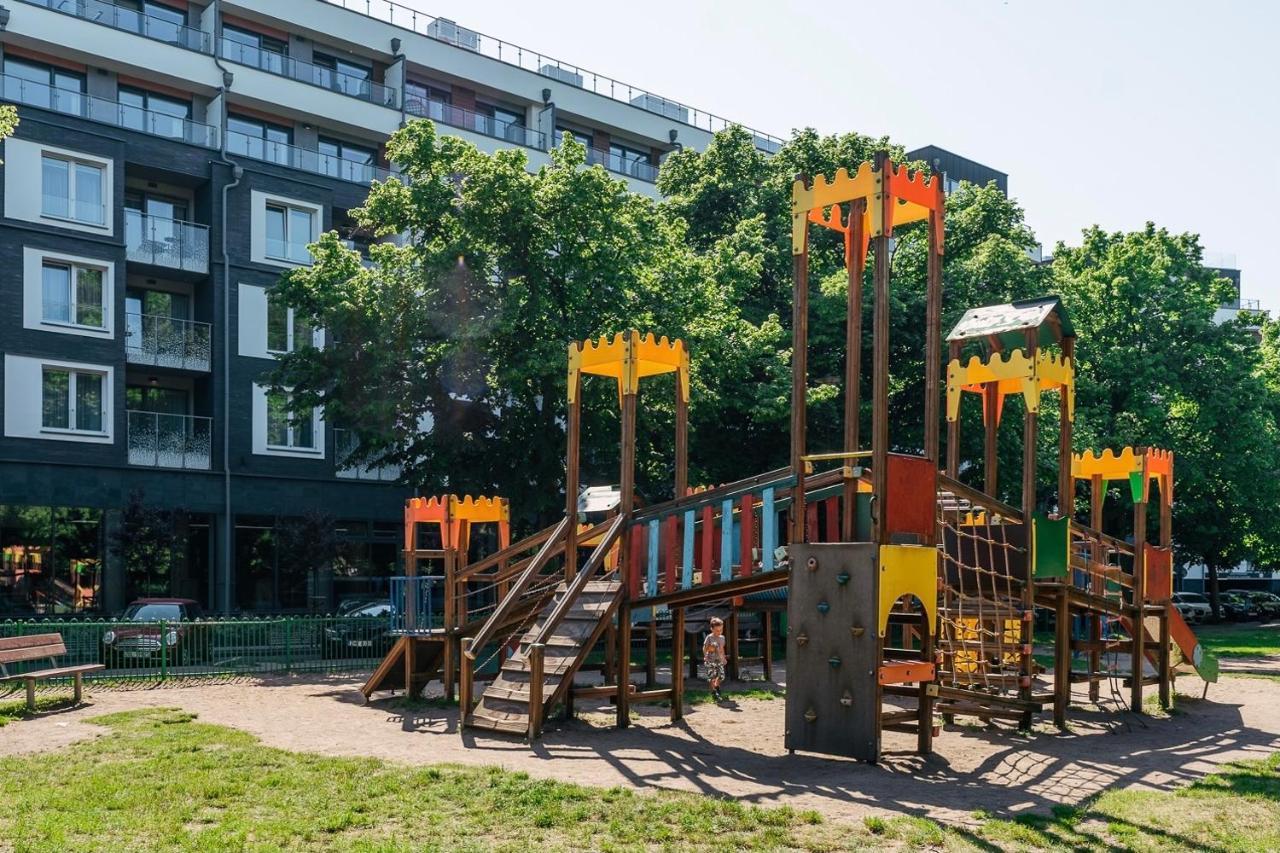Chilliapartamenty - Nadmorskie Tarasy - Morski Z Dostepem Do Basenu Kołobrzeg Exterior foto